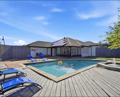 pool view